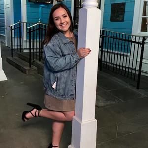 Meet your Posher, Kellie